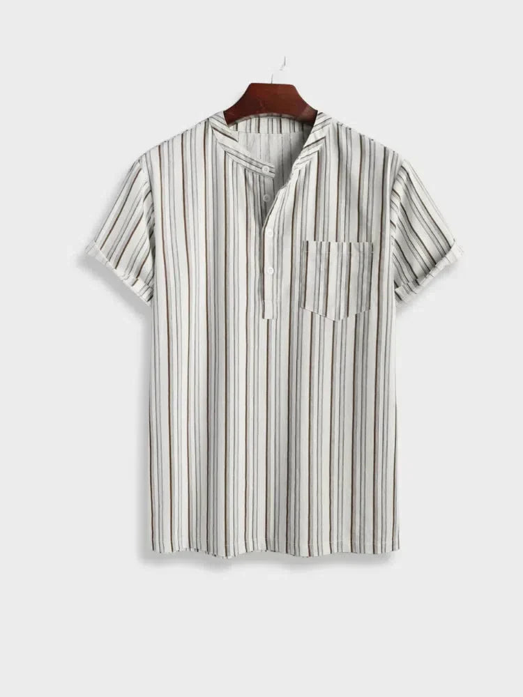 STRIPED SHORT-SLEEVED SHIRT WITH POCKET - CASUAL COMFORT AND ELEGANT STYLE