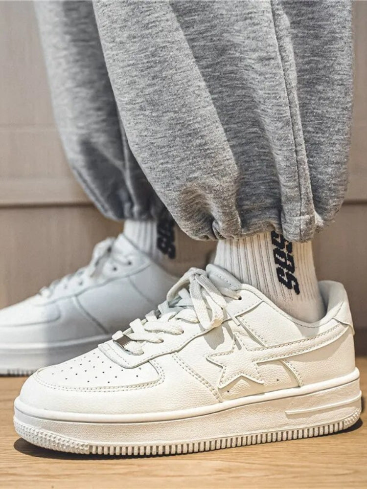 SUEDE STAR SNEAKERS IN BROWN WITH WHITE STAR ACCENTS