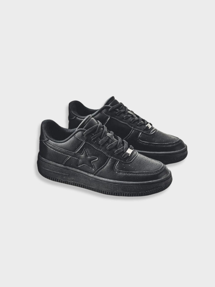 SUEDE STAR SNEAKERS IN BROWN WITH WHITE STAR ACCENTS