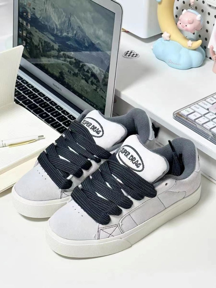 SUPER DRAG SNEAKERS BLACK SUEDE WITH WHITE LACES
