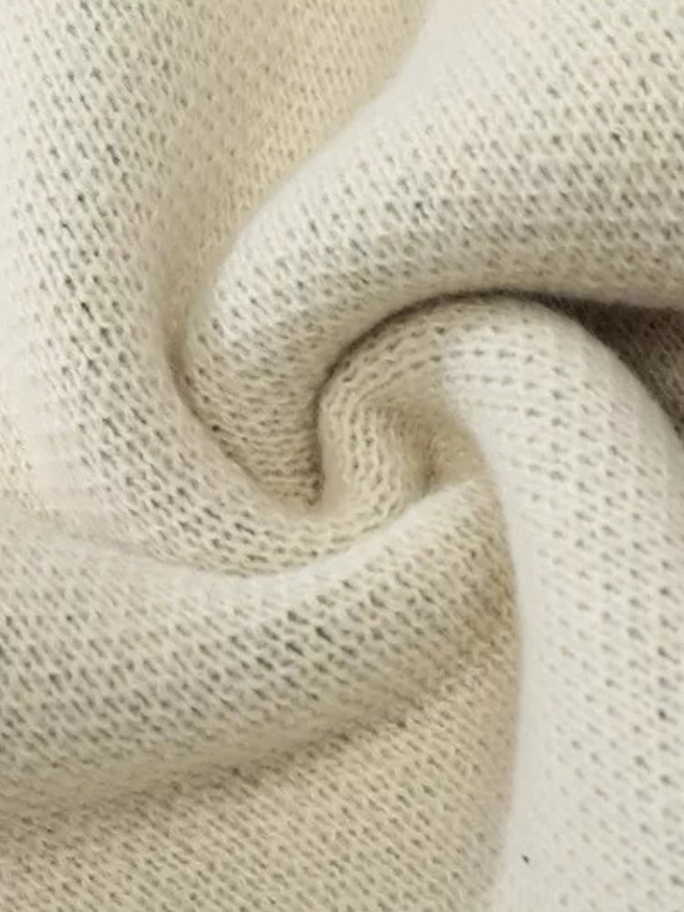 SWEATER WITH GREEN S DESIGN - PERFECT FIT RECOMMENDATION