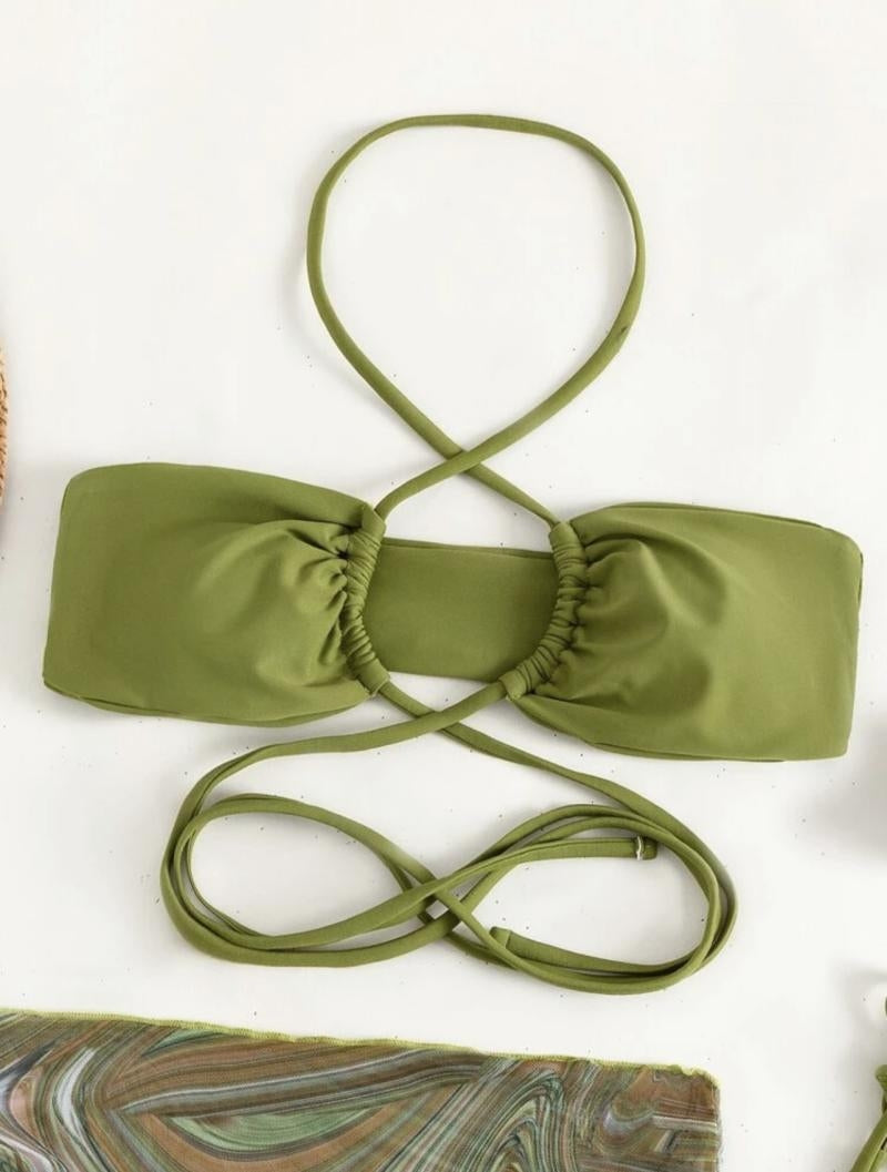 THREE-PIECE BIKINI SWIMSUIT WITH CROSS DESIGN AND LACE DETAILS