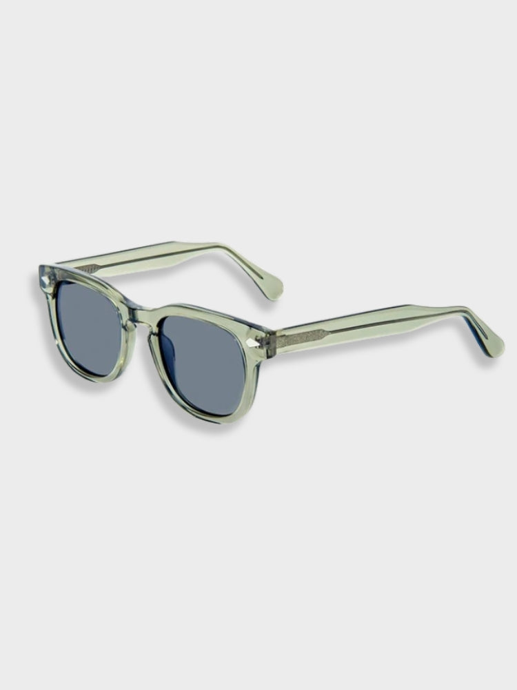 TRANSLUCENT GRAY VINTAGE CLASSIS SUNGLASSES - TIMELESS DESIGN