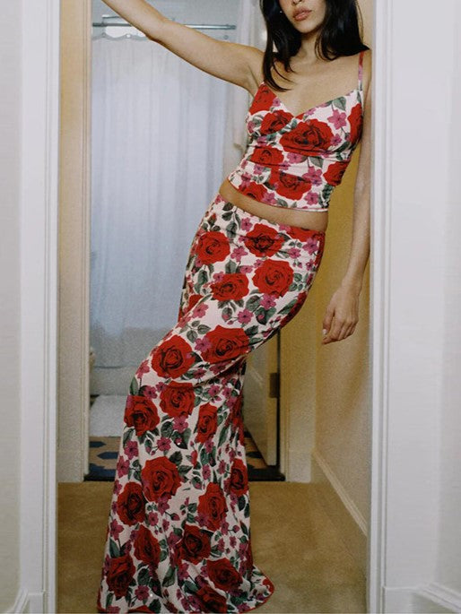 TWO-PIECE FLORAL PRINT SET WITH MAXI SKIRT IN RED TONES
