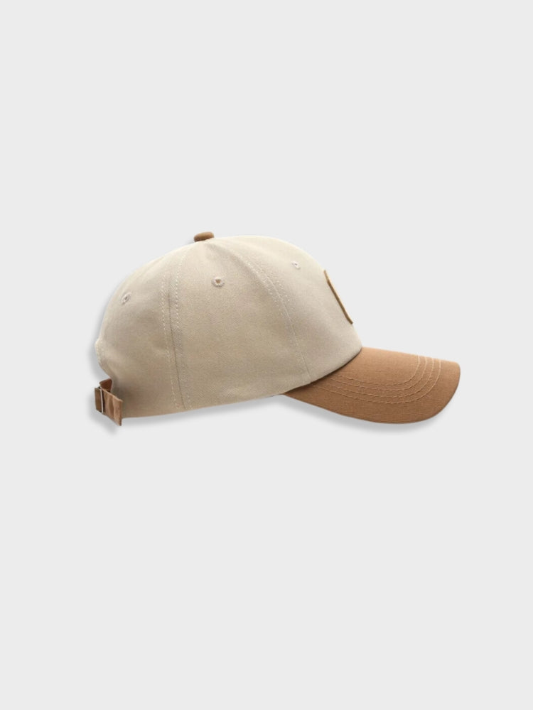 TWO-TONE BASEBALL CAP WITH C - VINTAGE C CAP FOR THE FASHION-FORWARD INDIVIDUAL