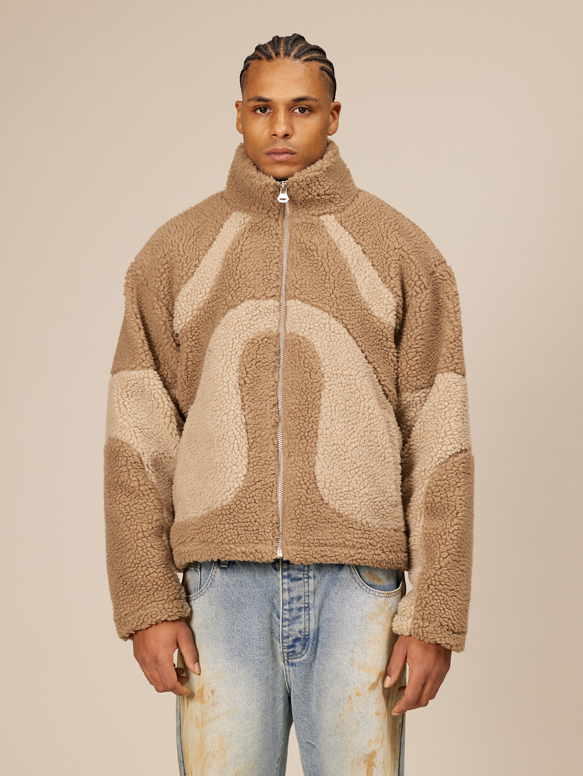 TWO-TONE FLEECE JACKET WITH OVERSIZED DROPPED SHOULDER DESIGN