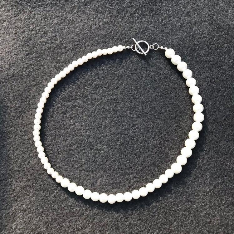 UNISEX PEARL NECKLACE WITH TOGGLE CLASP