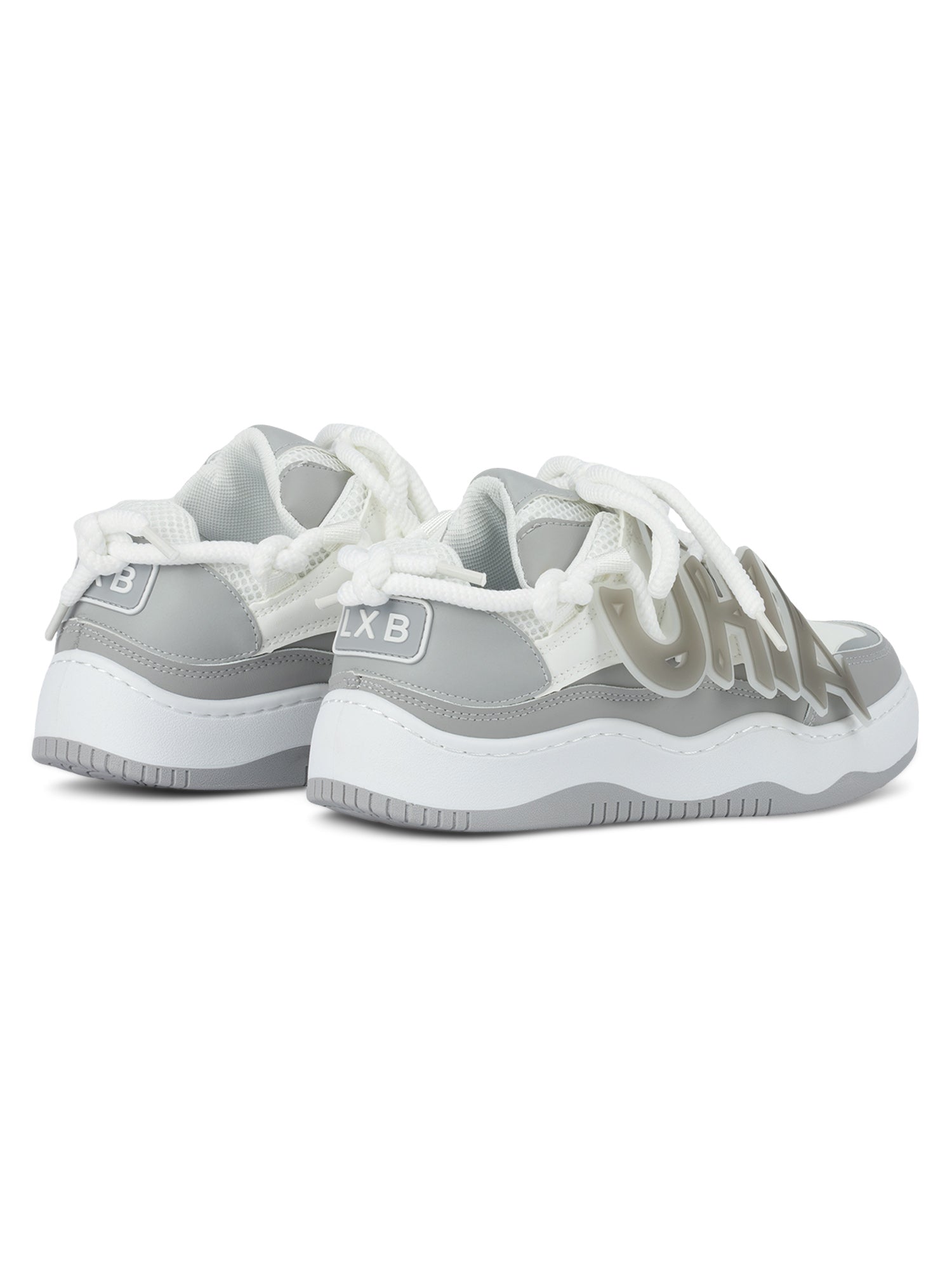 VERSATILE HIGH SNEAKERS IN GRAY AND BLACK FOR EVERYDAY WEAR