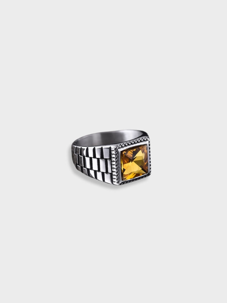 VINTAGE SILVER ONYX RING WITH SQUARE FACE DESIGN