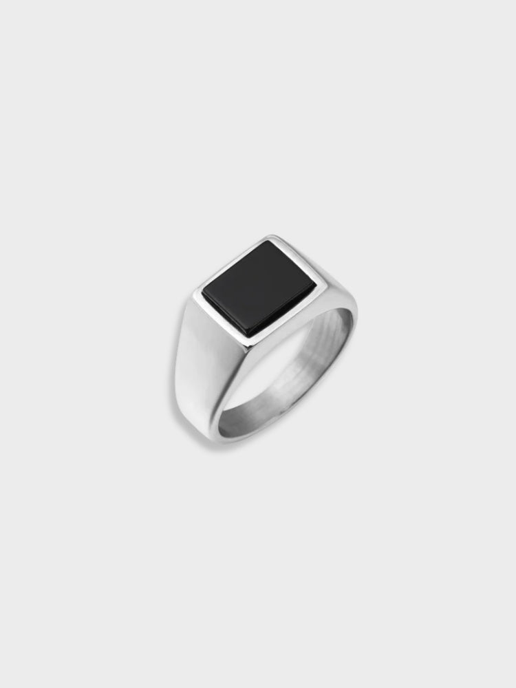 VINTAGE SILVER SIGNET RING WITH BLACK SQUARE STONE SILVER AMAURI