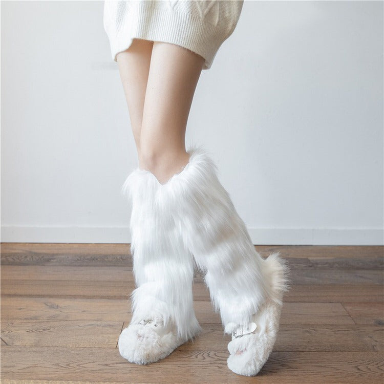 WHITE FAUX FUR BOOTS FOR WOMEN