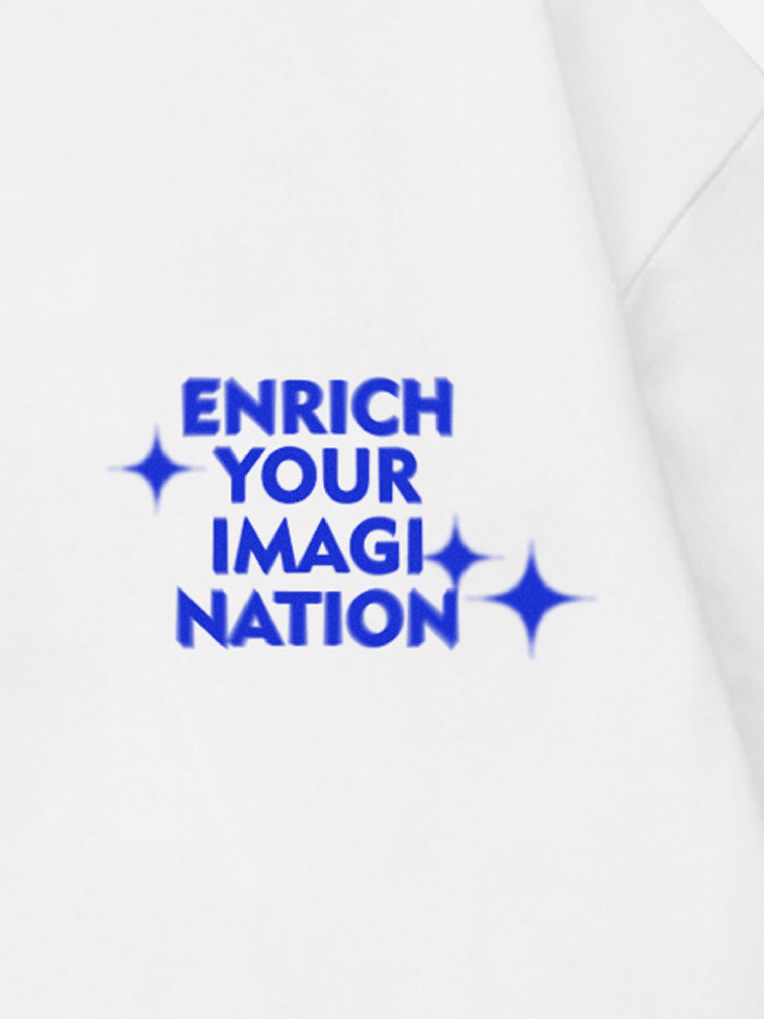 WHITE GRAPHIC T-SHIRT WITH BLUE DESIGN UNISEX LOOSE FIT