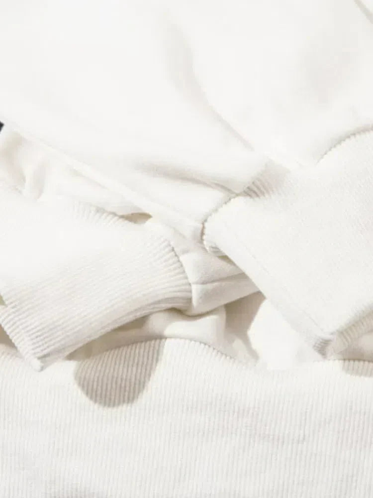 WHITE HUSTLE WORLD PULLOVER SWEATSHIRT WITH GRAPHIC DESIGN