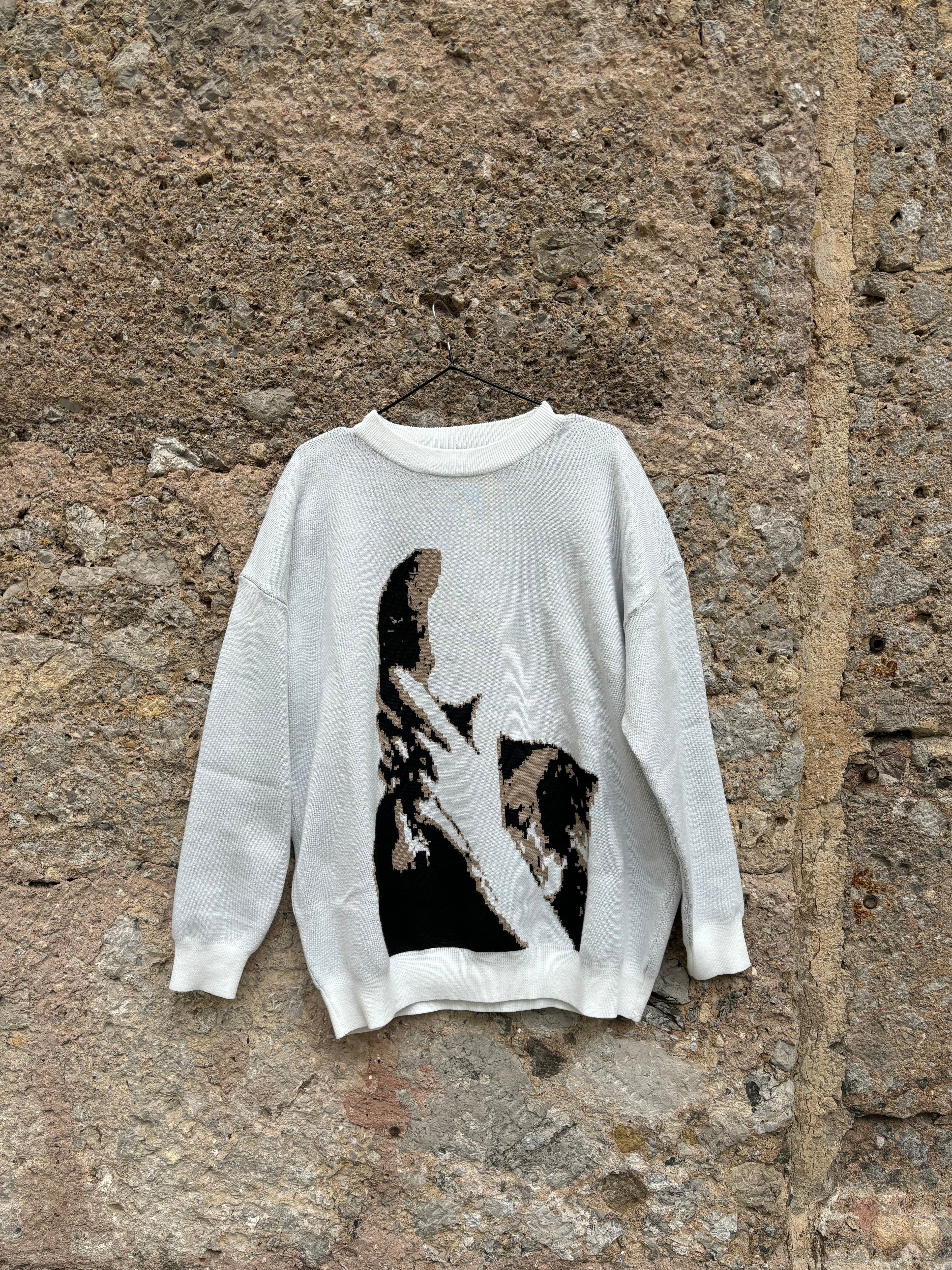 WHITE KNIT SWEATER WITH GRAPHIC - OVERSIZED FIT PREMIUM COTTON