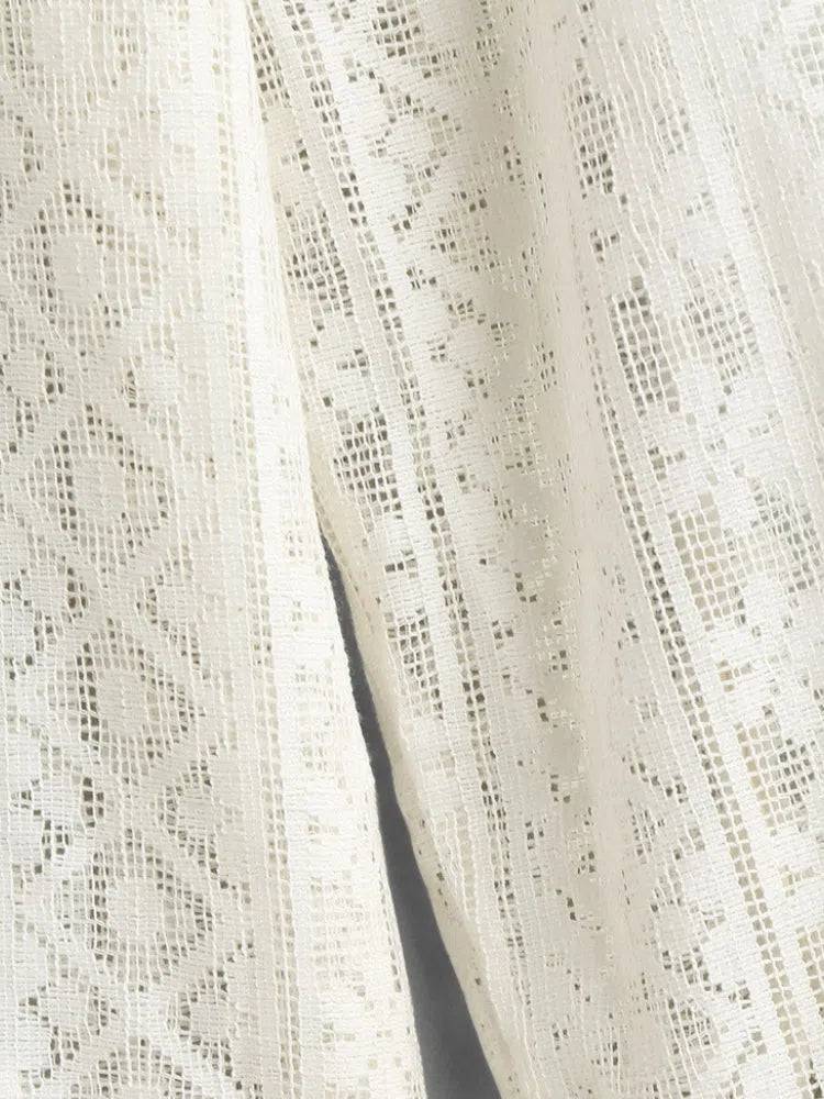 WHITE LACE LONG SLEEVE SHIRT FOR CASUAL COMFORT