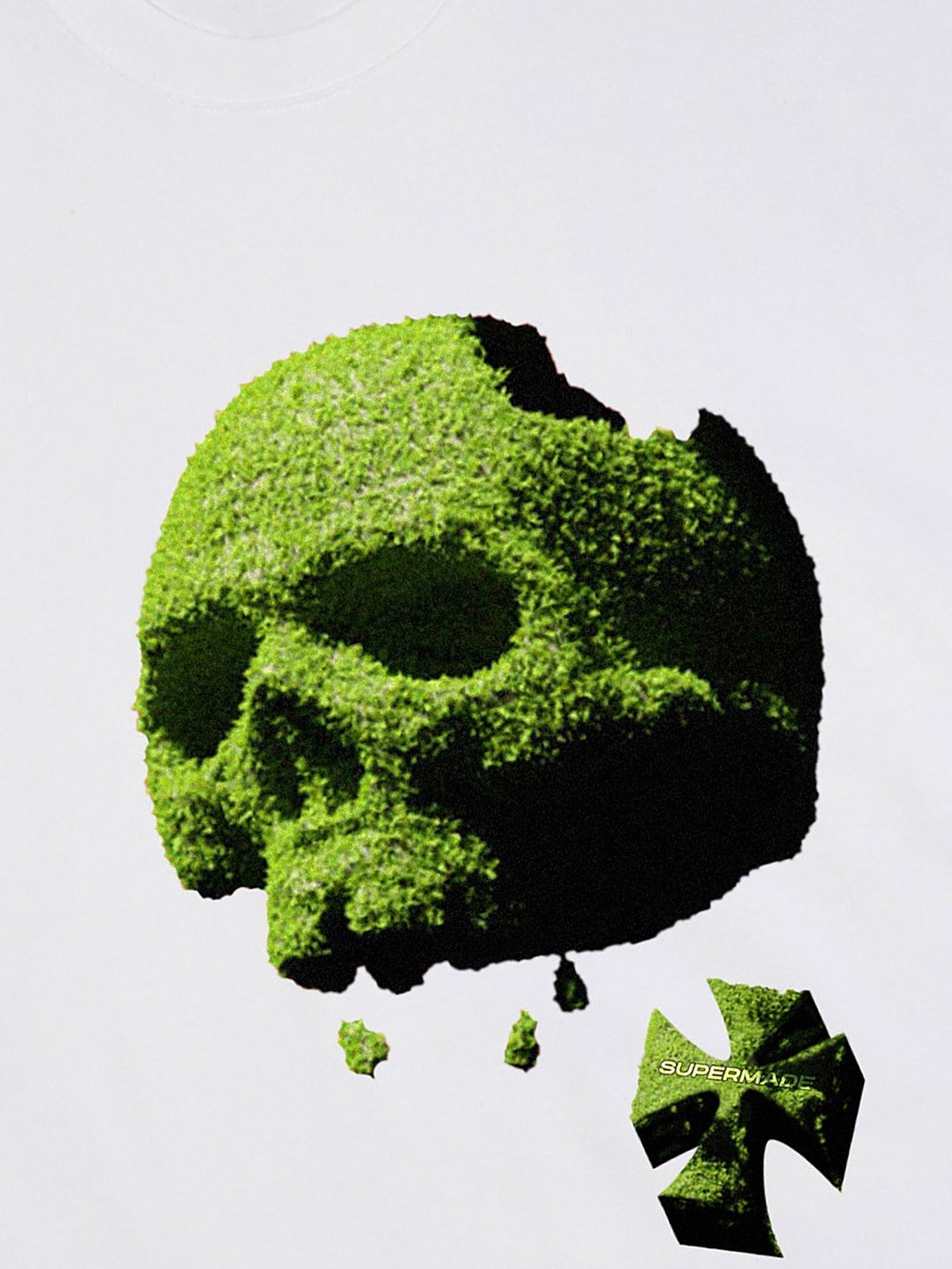 WHITE SHORT SLEEVE T-SHIRT WITH GREEN SKULL GRAPHIC - COOL CASUAL LOOK