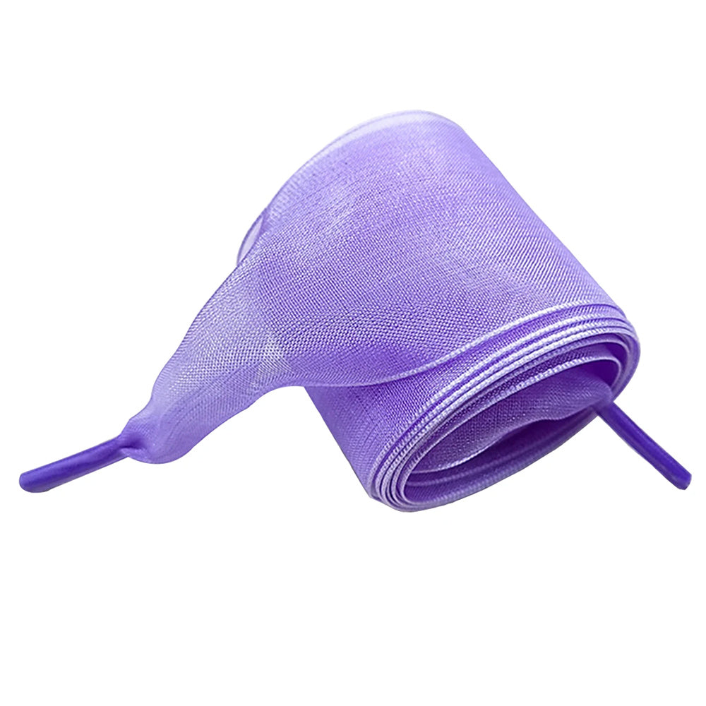 WHITE SNEAKERS WITH GRAY RIBBON SHOE LACES