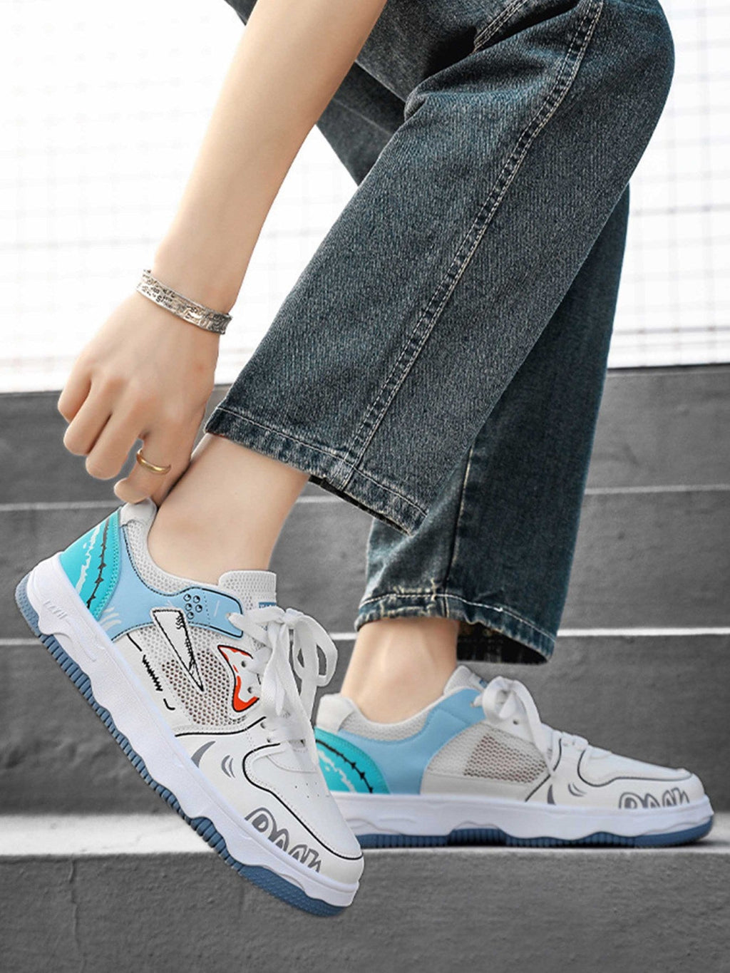 WHITE SNEAKERS WITH GREEN AND YELLOW ACCENTS ROUND TOE HIGH SHOES