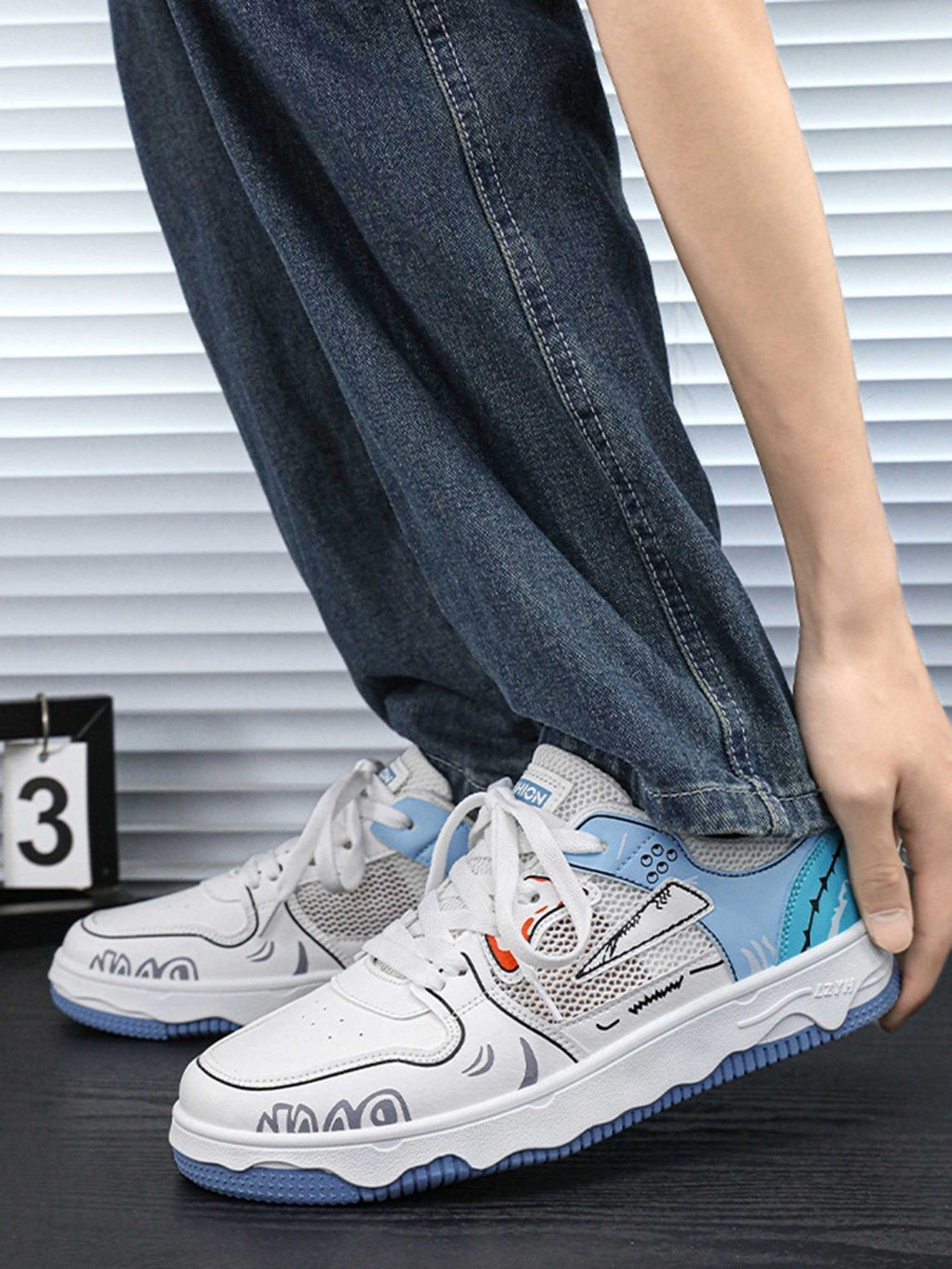 WHITE SNEAKERS WITH GREEN AND YELLOW ACCENTS ROUND TOE HIGH SHOES