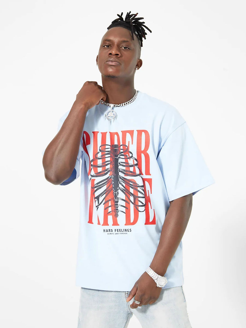 WHITE T-SHIRT WITH RIBCAGE GRAPHIC FEATURING BUTTERFLY SKULL GRAPHIC