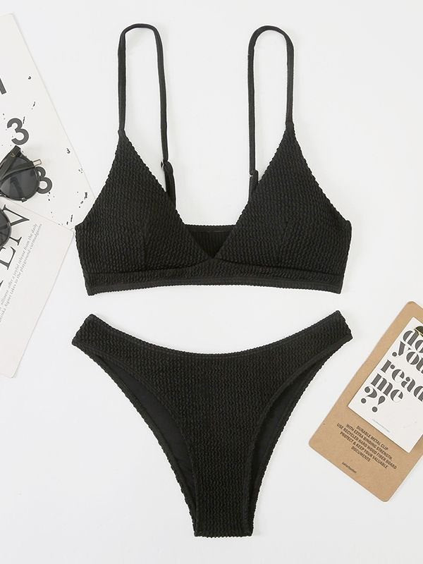 WHITE TEXTURED BIKINI SET WITH ADJUSTABLE STRAPS AND SLIM FIT DESIGN