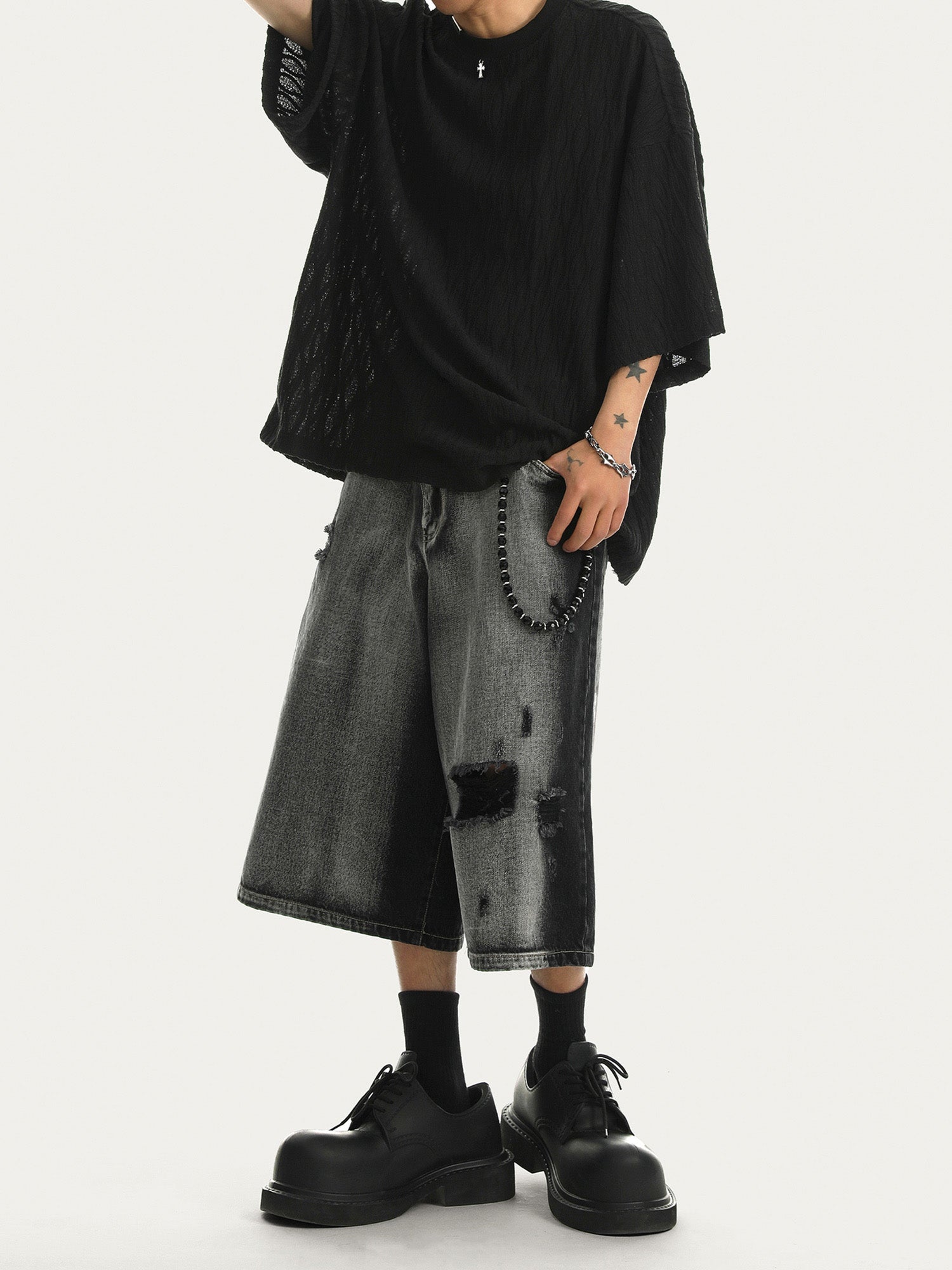 WIDE-LEG DENIM CULOTTES WITH DISTRESS DETAILS IN WASHED RIPPED VINTAGE STYLE
