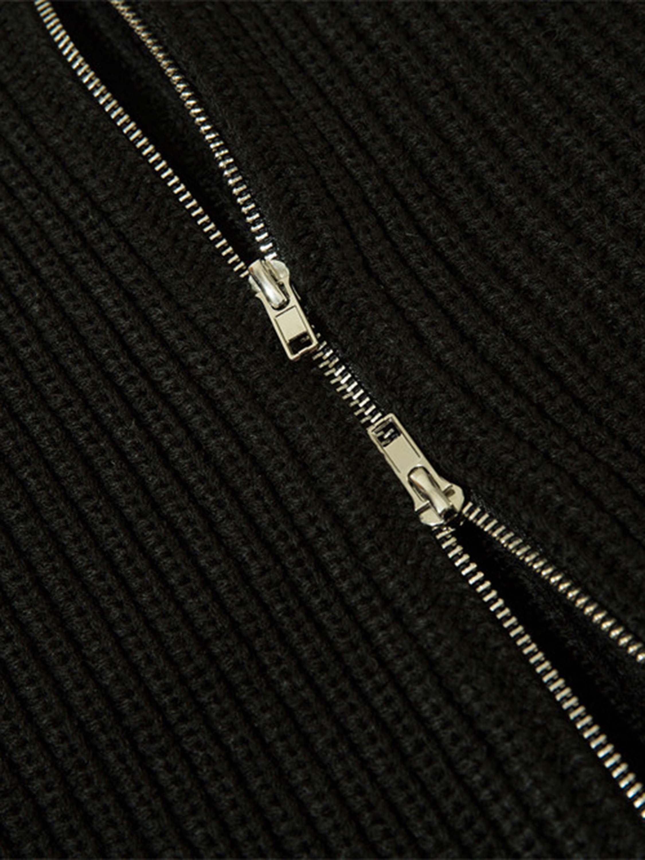 ZIP-UP KNIT SWEATER
